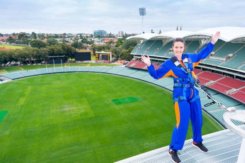 Adelaide: Rooftop Climbing Experience of the Adelaide Oval - The View from the Top