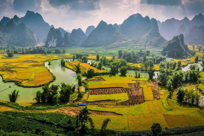 Adventure in Ban Gioc Waterfall-Ba Be Lake-Halong Bay 5D4N - Key Points