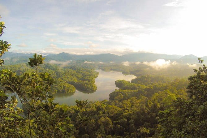 Adventure Sports & Thrilling White-water Rafting in Kampar River - The Excitement of Kampar River White-water Rafting