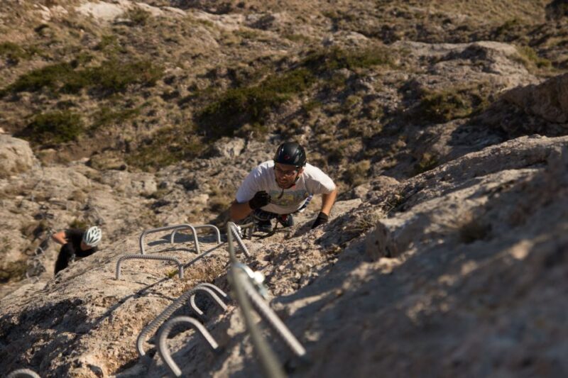 Adventure trip from Iasi: Hiking in the Carpathian Mountains - An In-Depth Look at the Hiking Experience