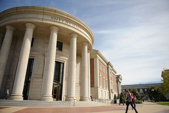 Adventurous Walking Tour of University of Alabama - A Deep Dive into the Experience