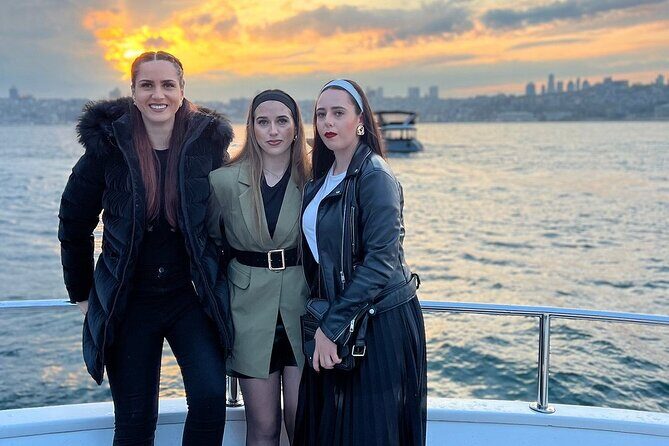 Afternoon Bosphorus Cruise Luxury Yacht with Professional Guide - In The Sum Up