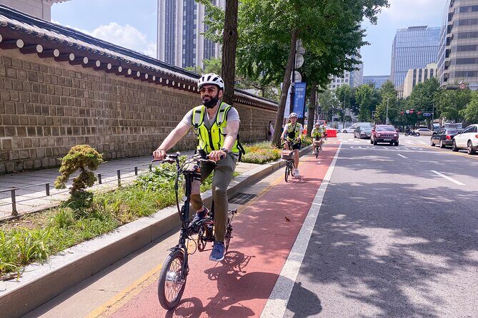 Afternoon E-bike tour and "Happy Hour" food and drinks - The Itinerary Breakdown: What Makes Each Stop Special