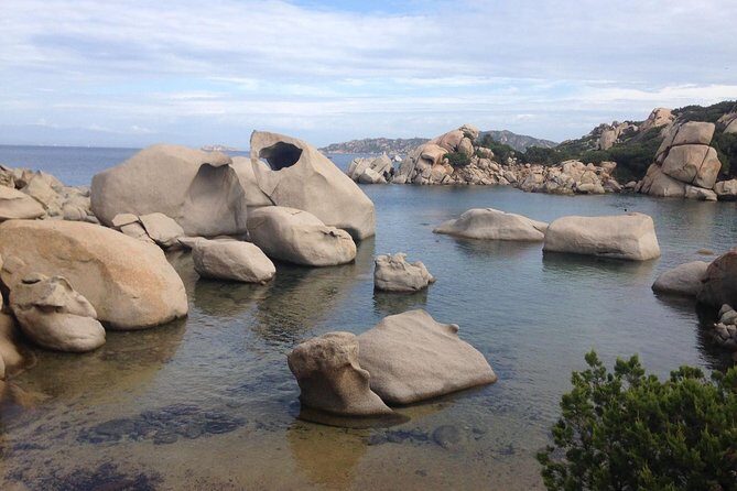 Afternoon excursion (15: 00/19: 00) by rubber boat in the archipelago of La Maddalena. - FAQ