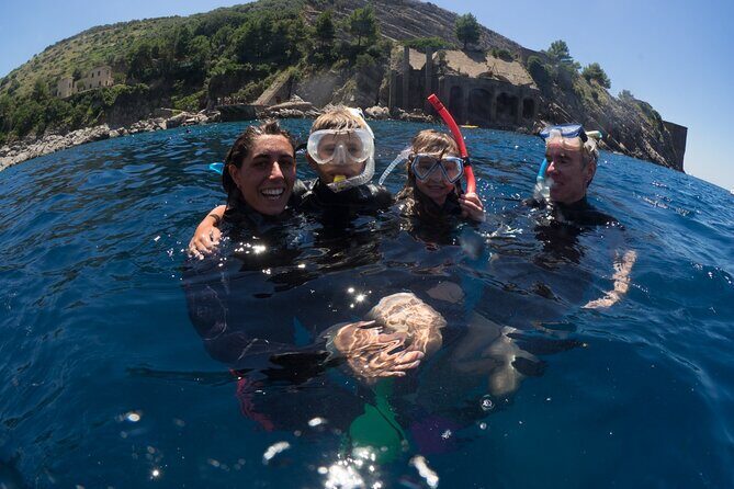 Afternoon snorkelling guided by a marine biologist in Sorrento - Meeting Point and Timing