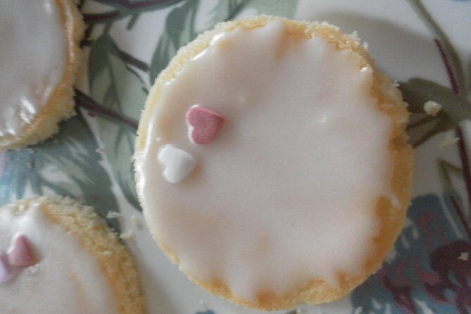 Afternoon tea in the Shabby Caravan - FAQ