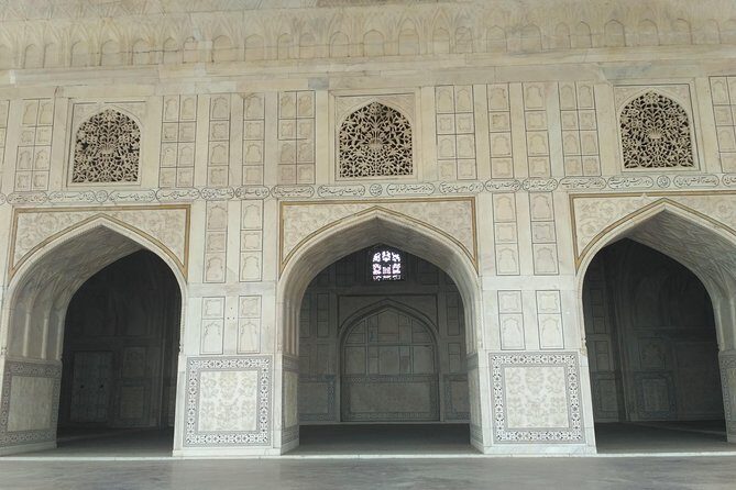 Agra and Jaipur Two days Trip from Delhi by car with Guide - Day 2: Discovering Jaipur’s Royal Heritage