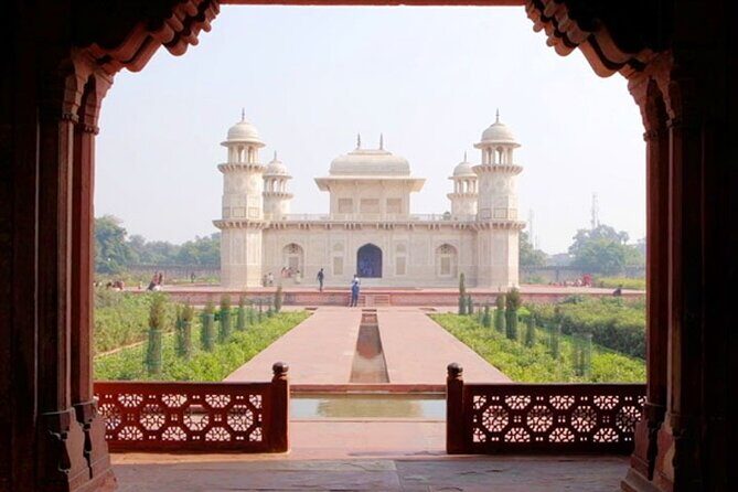 Agra Day tour by Train- Shatabdi train from Delhi & Gatimaan Agra - Who Should Consider This Tour?