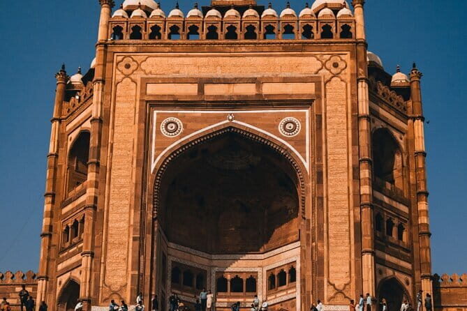 Agra & Fatehpur Sikri Guided Landmark Tour - Key Points