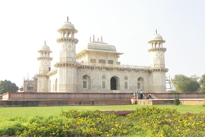 Agra Sightseeing Tour - FAQ