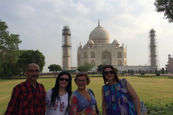 Agra Taj Mahal All Inclusive Tour by Gatimaan Express Train - How the Tour Unfolds: A Full Breakdown