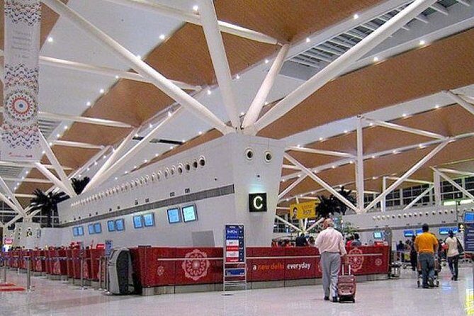 Agra to Delhi Airport or Hotel drop - The Experience of the Ride