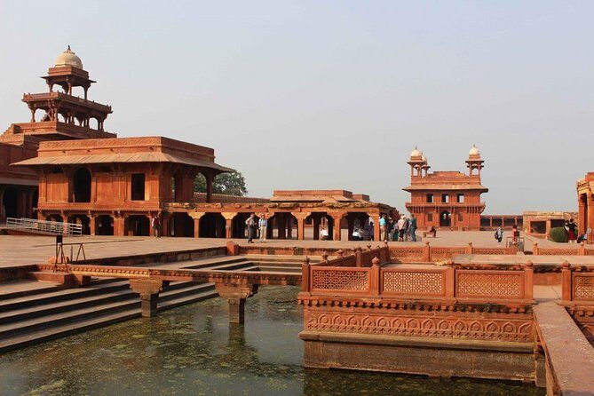 Agra to Jaipur city Private transfers visiting stepwell & Sikri - Who Should Book This Tour?