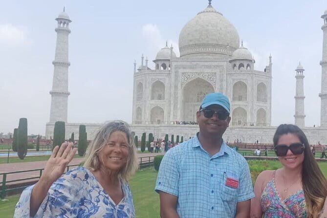 Agra tour by Train - Key Points