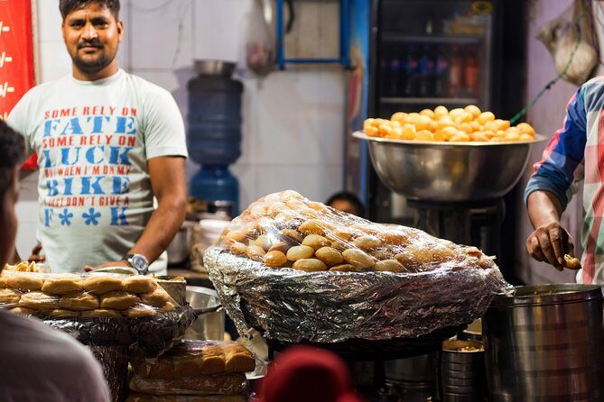Agra Walking And Tasting Guided Tour - Practical Tips for Your Tour