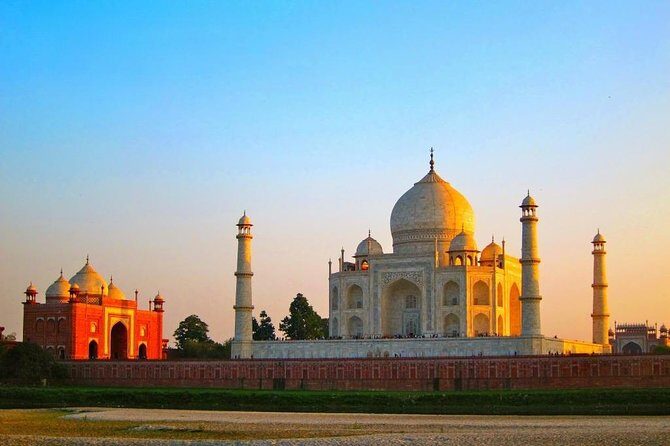 Agra,Taj Mahal with Fatehpur Sikri Day Trip from Delhi includes Guide - Fatehpur Sikri: A Ghost City of Mughal Grandeur