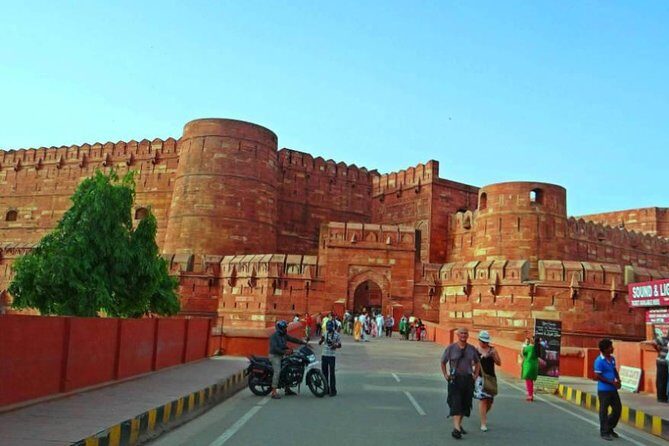 Agra,Taj Mahal with Fatehpur Sikri Day Trip from Delhi includes Guide - The Taj Mahal: Sunset Magic and Memorable Views
