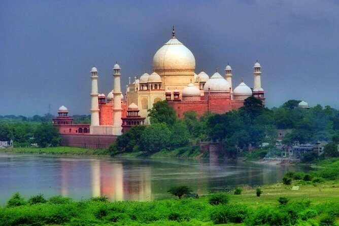 Agra,Taj Mahal with Fatehpur Sikri Day Trip from Delhi includes Guide - A Taste of Agra: Exploring Beyond the Monuments