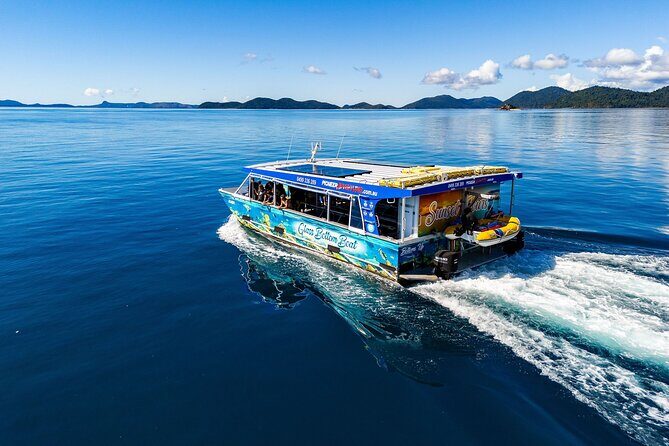 Airlie Beach Glass Bottom Boat Tour - The Pros and Cons as We See Them