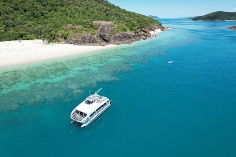 Airlie Beach: Whitehaven Beach Club - Key Points