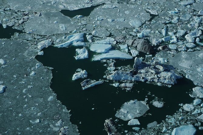 Airplane flight over glacier lagoons and Iceland's highest peak - FAQ