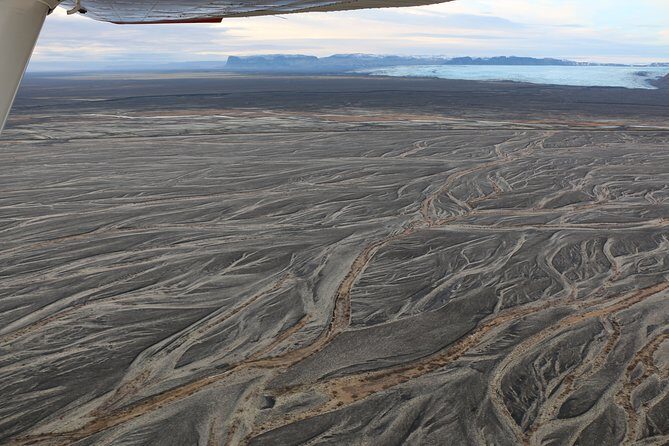 Airplane tour over black sands and riverbeds from Skaftafell - The Sum Up