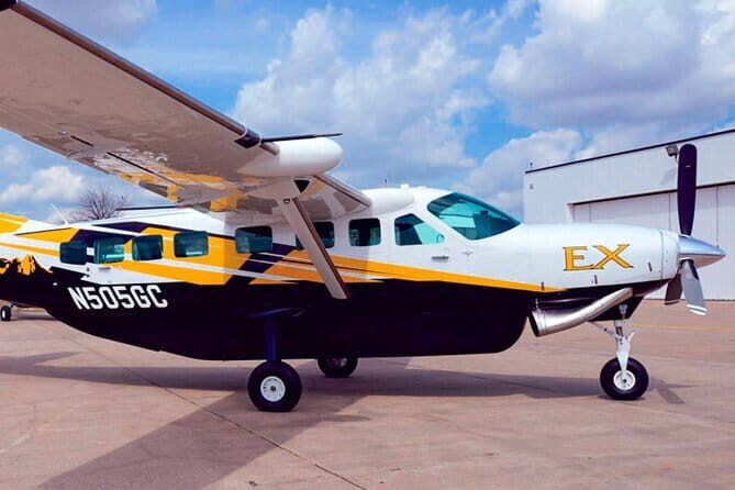 Airplane Transfer between Colombo Airport (CMB) and Mattala Airport (HRI) - Key Points