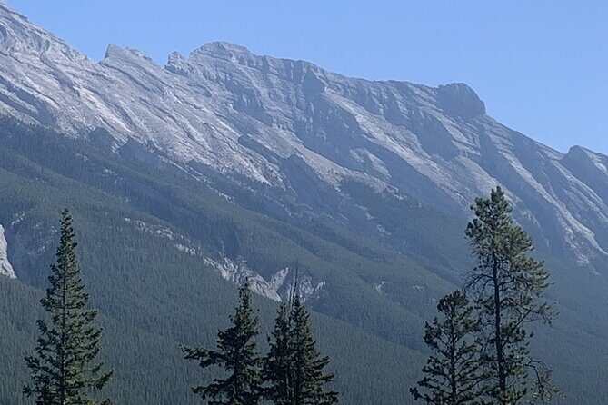 Airport Shuttle: Banff  Calgary - A Detailed Breakdown of the Experience