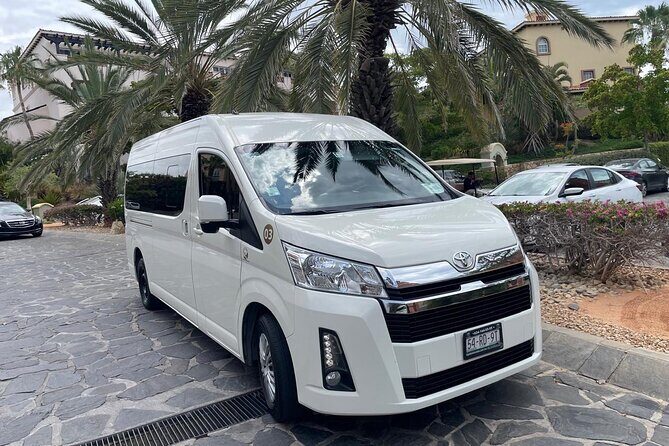 Airport (SJD): Tourist Corridor or Puerto Los Cabos round trip - Value for Money