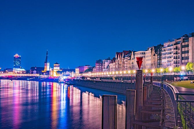 Airport Transfer: Airport DUS to Dusseldorf by Luxury Car - FAQ