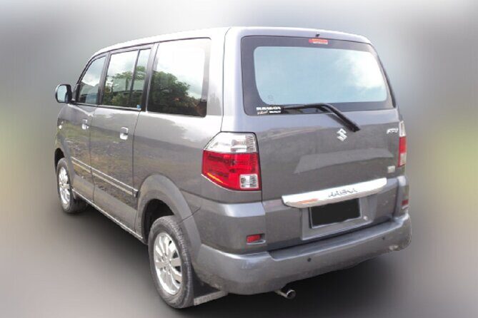 Airport Transfer from Kuta/Seminyak/Sanur/Nusa Dua/Jimbaran(4 seat) - Vehicle and Driver