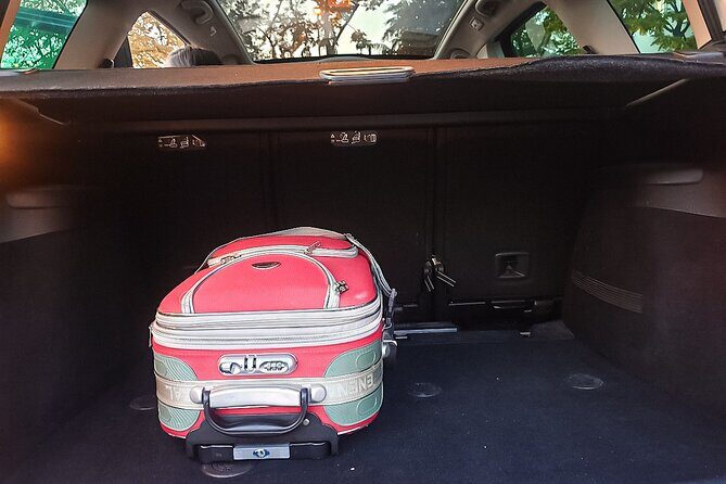 Airport Transfer in Belgrade, Serbia - The Experience: What to Expect from Your Transfer