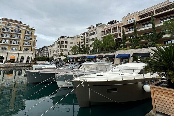 AIRPORT TRANSFER Montenegro Budva Tivat Podgorica Kotor Perast - Key Points