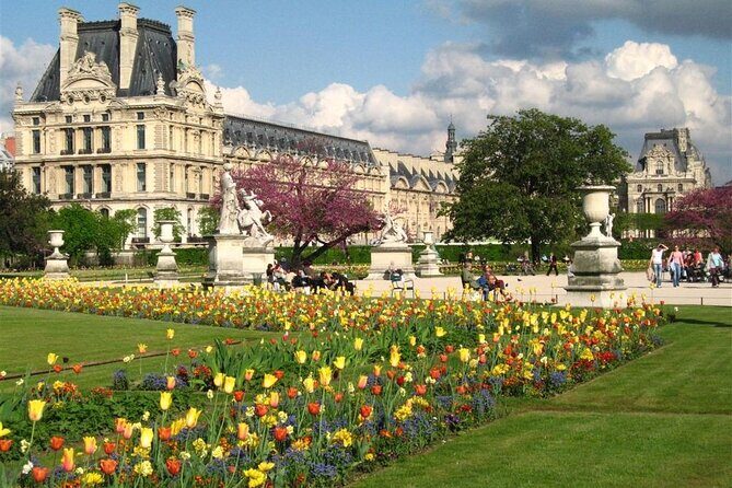 Airport Transfer: Paris City to Paris Airport CDG by Business Car - Booking and Cancellation