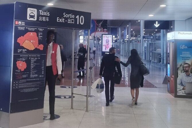 Airport Transfer Paris - Disneyland - Minivan 1-8 Passengers - Who Will Love This Service?