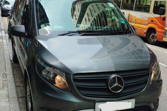 AIRPORT TRANSFER service Hong Kong with Mercedes Benz - In-Depth Review: What to Expect