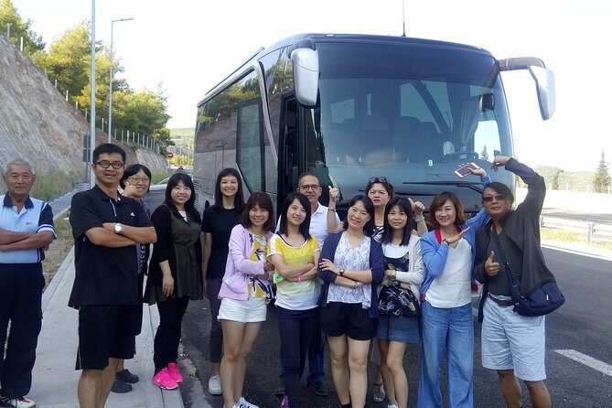 AIRPORT TRANSFER to/from hotel (up 14 in a luxurious Minibus ) - Key Points