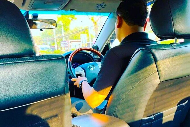 Airport Transfer!Hotel in center of Osaka to Kansai Airport (KIX) - What’s Included and What’s Not