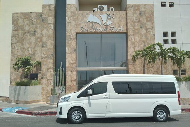 Airport Transfers to Cabo San Lucas Pacifico Hotels RT - Who Should Consider This Service?