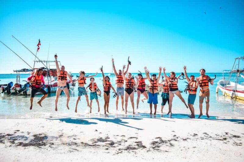 Akumal: Turtles Snorkeling Tour at Natural Paradise - Starting Point and Convenience