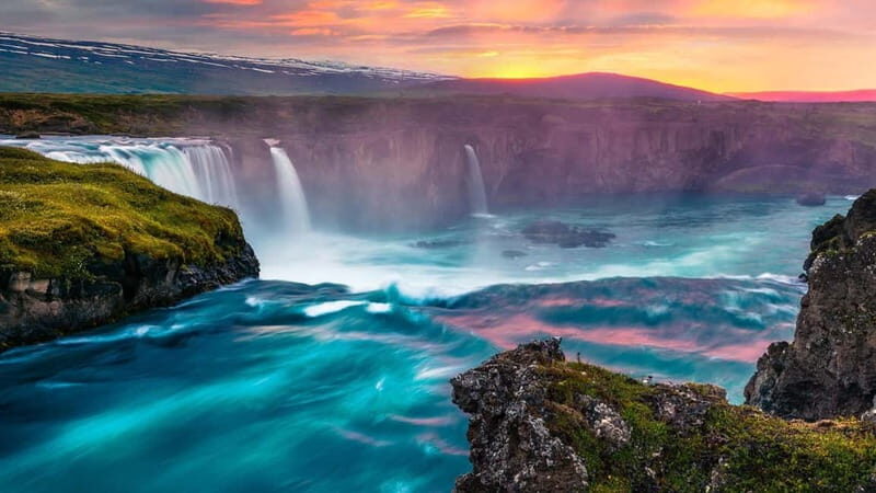 Akureyri: Myvatn & Godafoss Waterfall Small-Group Tour - Who Should Consider This Tour?