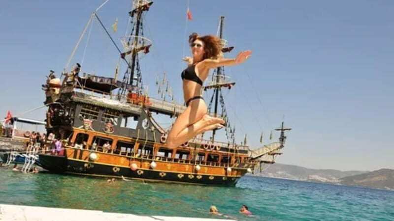 Alanya Boat Trip with Swimming & Castle Panorama Views - FAQ