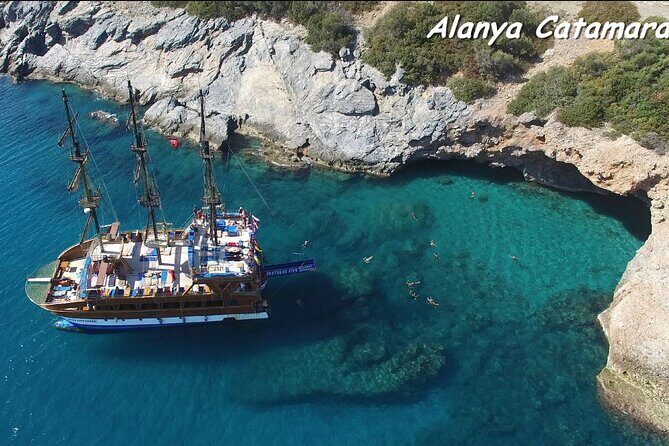 Alanya Catamaran Boat Trip incl. Lunch and drinks - Swimming & Snorkelling Breaks