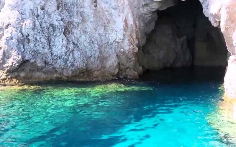 Alanya: Luxury Mega Pirate Boat W/ Lunch, Drinks & Transfer - Iconic Landmarks and Scenic Highlights