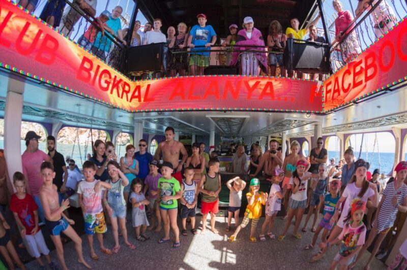 Alanya: Pirate Boat Tour with Buffet Lunch and Drinks - Practical Considerations and Tips