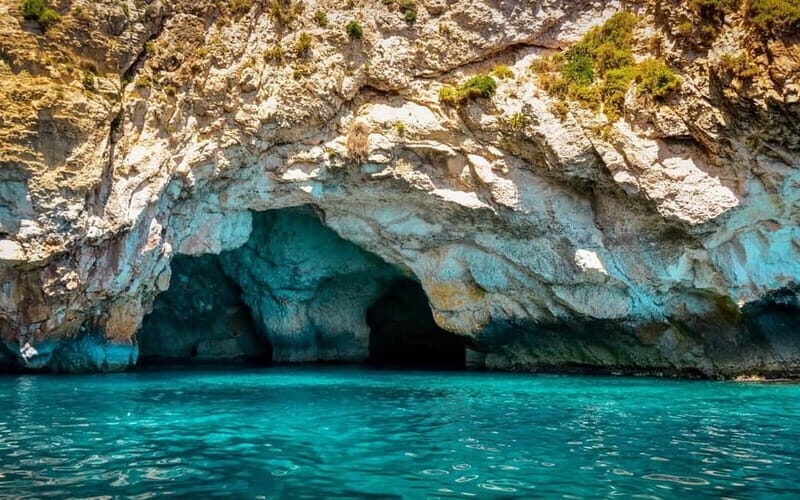 Alanya: Pirate Boat Tour with Lunch & Unlimited Soft Drinks - The Secluded Beach and Delicious Lunch
