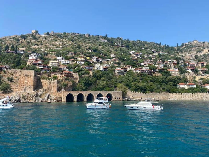 Alanya: Pirate Boat with Pickup, Lunch, & Unlimited Drinks - Who Is This Tour Best For?