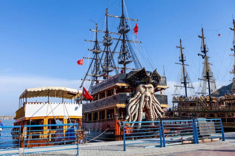 Alanya: Pirate Boat with Transfer, Lunch & Unlimited Drinks - Discovering the Coastline of Alanya: What to Expect