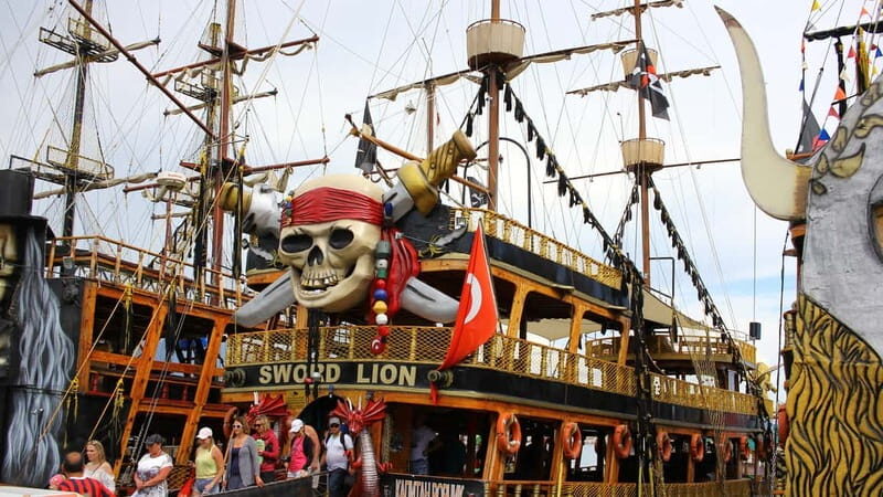 Alanya: Pirate Boat with Transfer, Lunch & Unlimited Drinks - FAQ