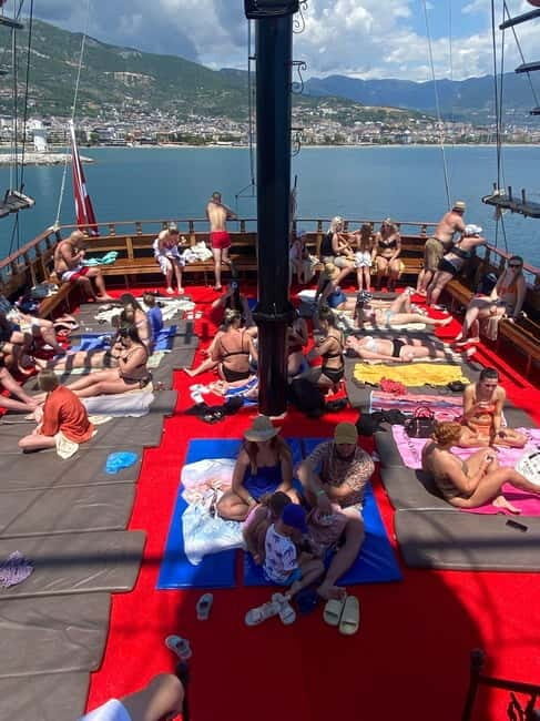 Alanya Relax Boat Tour with Caretta and Dolphin View - An In-Depth Look at the Experience